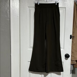 NWT HALARA Chic Dark Army Green Flare Pants